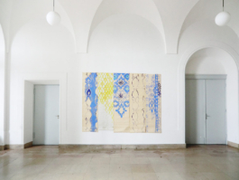 5 wallpaper panels next to each other. One of them with yellow patterns, the rest with blue ones. Anna Slobodnik 2015 