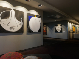Exhibition view of paintings of Anna Slobodnik on view at Pullmann Hotel Berlin Schweizerhof. 